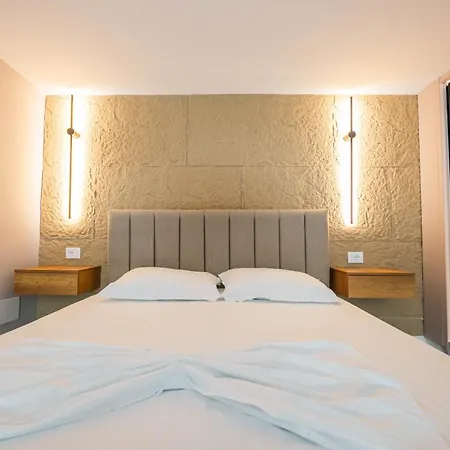 Bluewave Duplex Apartment Sarandë